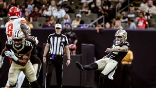 Saints new punter Lou Hedley is an oddball: Here's 5 things you