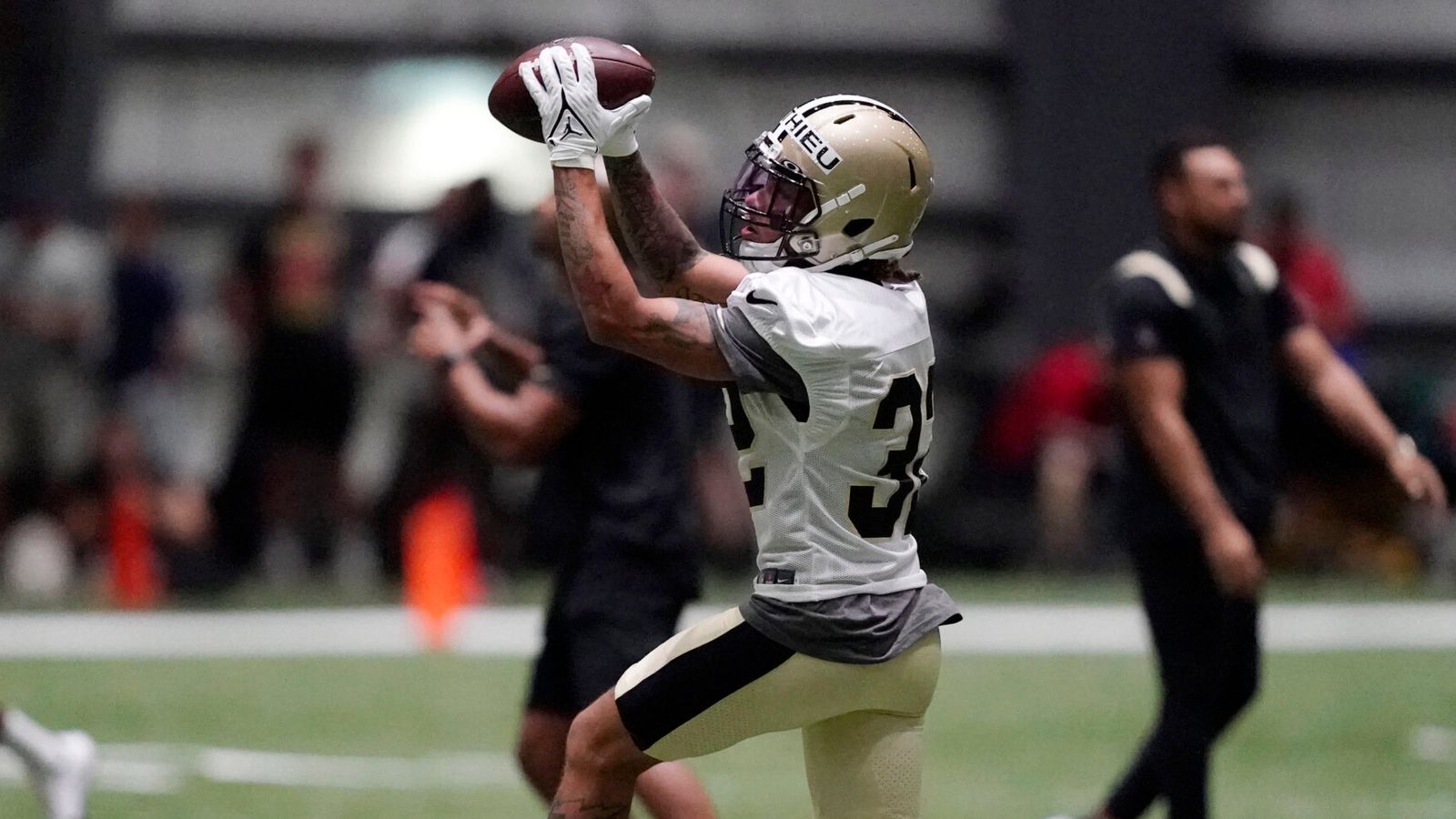 LB Chase Hansen intercepts it and - New Orleans Saints