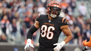 Saints keep adding to offense with tight end Noah Fant (Analysis). Photo by Joseph Maiorana/Imagn Images