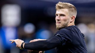 Saints vs. Jets livestream reaction and analysis (Analysis). Photo by Stephen Lew-Imagn Images