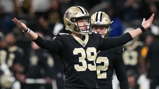 Week 15 Rundown: Saints' resiliency against Panthers provides major optimism for the future (Analysis). Photo by Matthew Hinton-Imagn Images